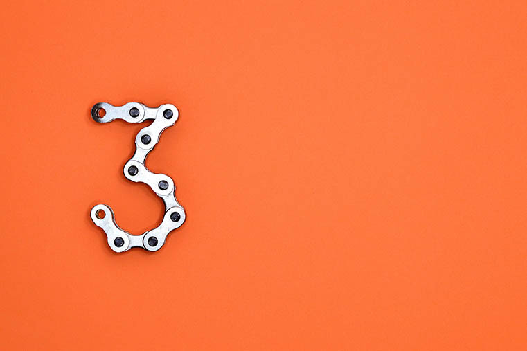 In tre contro la noia